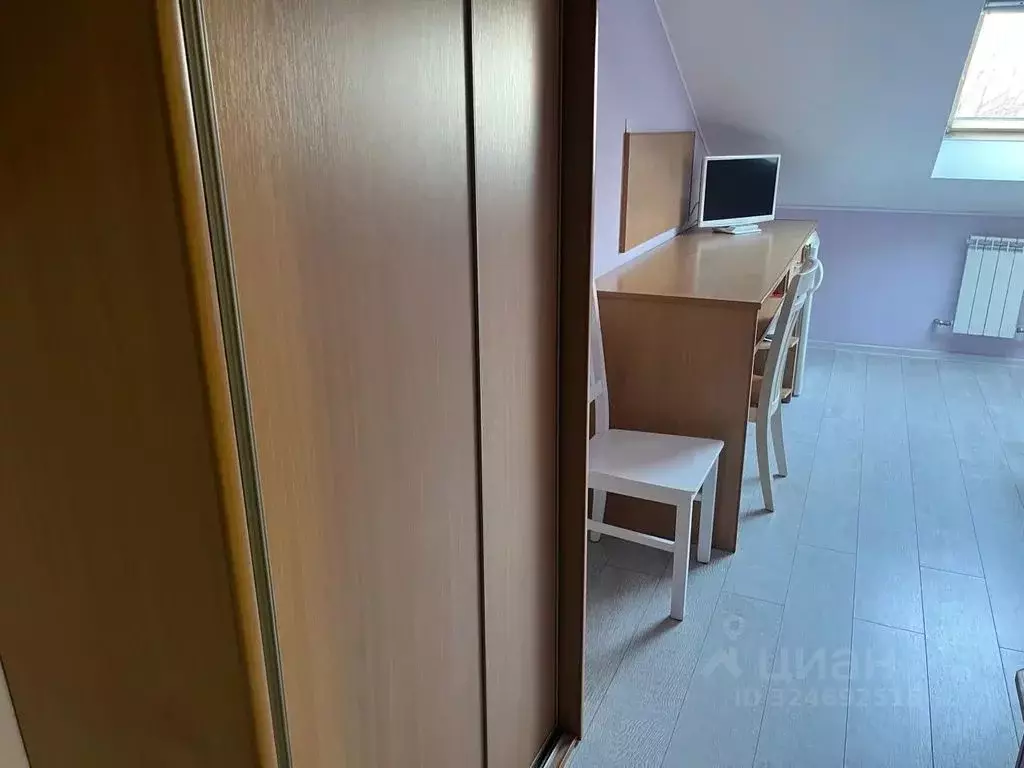 Комната Калининградская область, Светлогорск Октябрьская ул., 34 - Фото 1