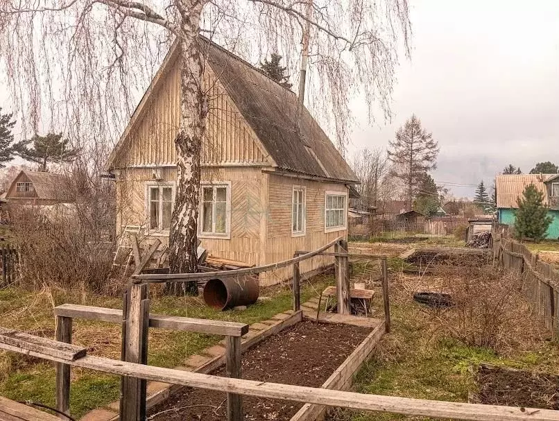 Дача 25 м на участке 6 сот. - Фото 0