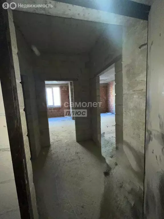 1-комнатная квартира: Буйнакск, улица Имама Гази-Магомеда, 8 (52.7 м) - Фото 1