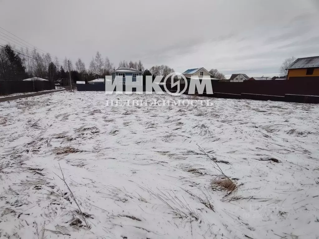 Участок в Московская область, Истра муниципальный округ, д. Павловское ... - Фото 1