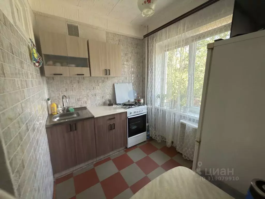 2-к кв. Забайкальский край, Чита Ленинградская ул., 98 (48.0 м) - Фото 0