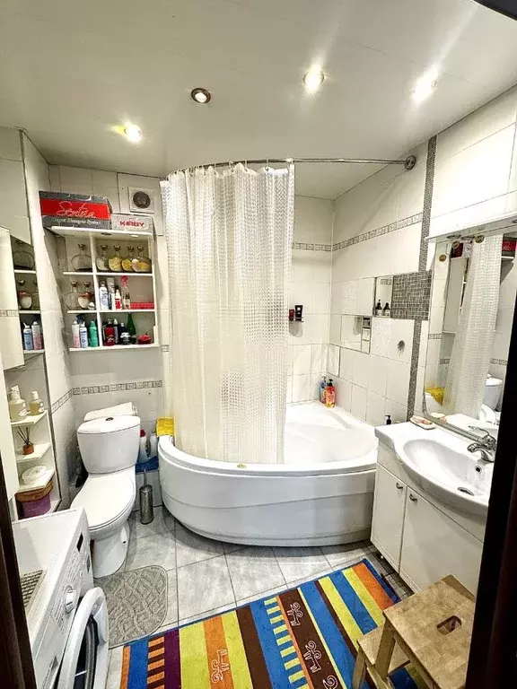 2-к кв. Свердловская область, Екатеринбург ул. Татищева, 92 (61.0 м) - Фото 1