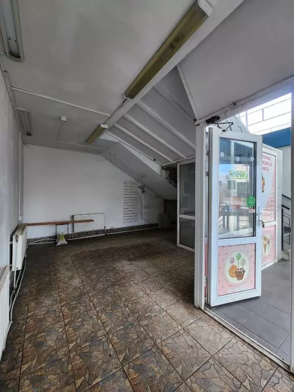 Торговая площадь в Санкт-Петербург Будапештская ул., 19К1 (19 м) - Фото 2