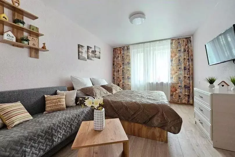 1-к кв. Вологодская область, Череповец Набережная ул., 35 (34.0 м) - Фото 1