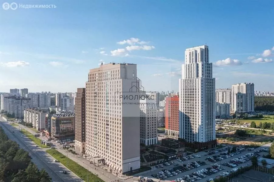 2-комнатная квартира: Екатеринбург, улица Краснолесья, 10/7 (62.4 м) - Фото 0