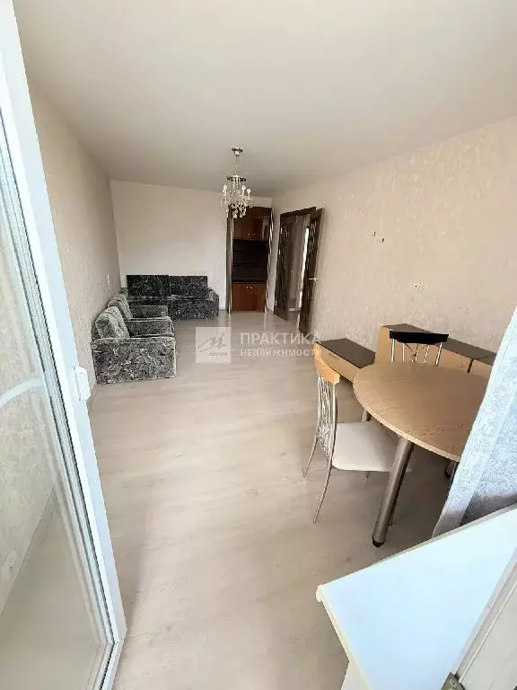 Продается 2-комнатная квартира - Фото 1