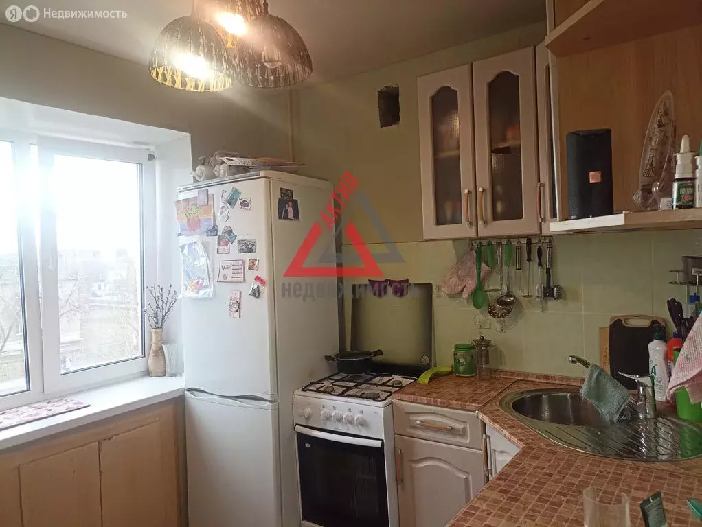 1-комнатная квартира: Каменск-Уральский, Каменская улица, 60 (28.1 м) - Фото 0