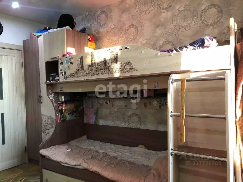 3-к кв. Крым, Симферополь ул. Куйбышева (62.6 м) - Фото 0
