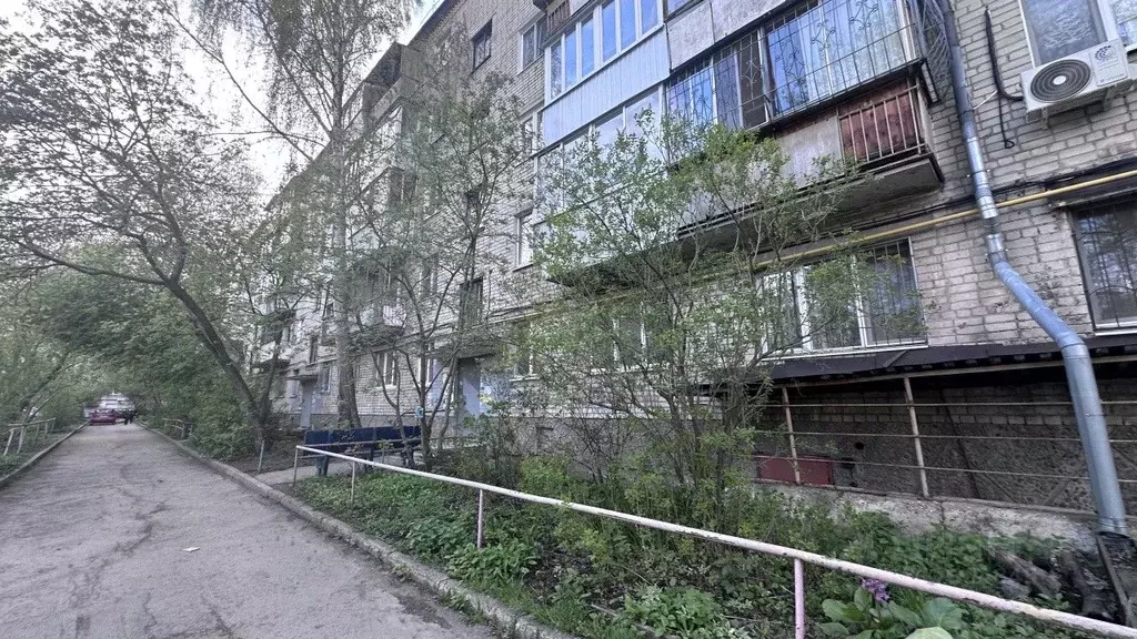 3-к кв. Свердловская область, Екатеринбург ул. Уктусская, 47 (61.9 м) - Фото 0