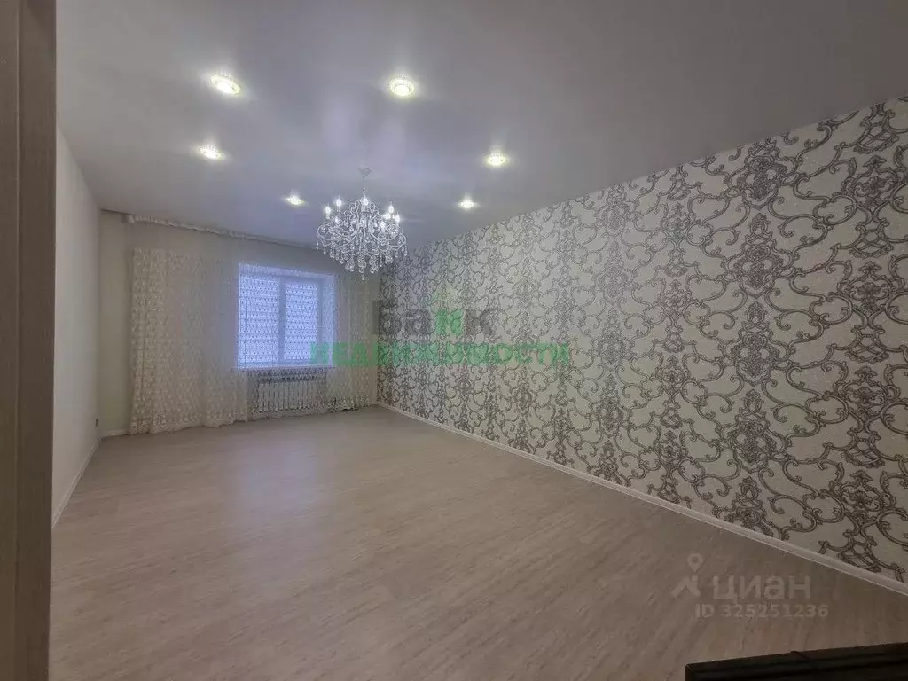 2-к кв. Саратовская область, Балаково ш. Саратовское, 77 (76.3 м) - Фото 1