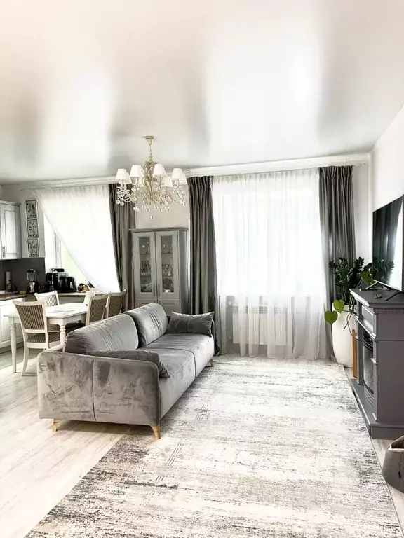 4-к кв. Ханты-Мансийский АО, Сургут ул. Энтузиастов, 63 (86.4 м) - Фото 1