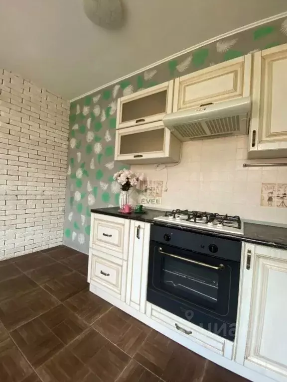 Таунхаус в Саратовская область, Энгельс проезд 3-й Садовый, 7/6 (111 ... - Фото 1