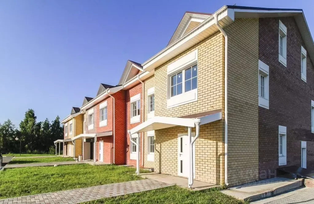 Таунхаус в Тюменская область, Тюмень Выборгская ул., 62 (120 м) - Фото 1