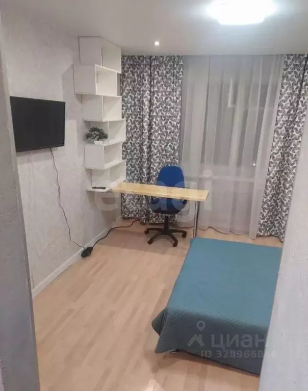 Комната Тюменская область, Тюмень Олимпийская ул., 17 (13.0 м) - Фото 1