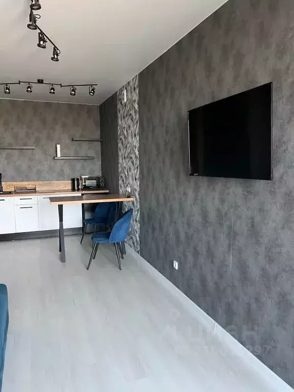 2-к кв. Красноярский край, Красноярск ул. Авиаторов, 24 (50.0 м) - Фото 1