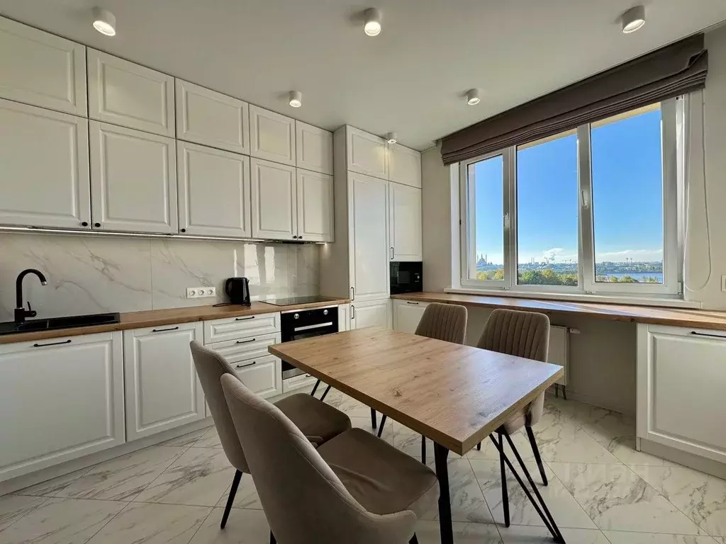 2-к кв. Татарстан, Казань Комсомольская ул., 1 (68.0 м) - Фото 1