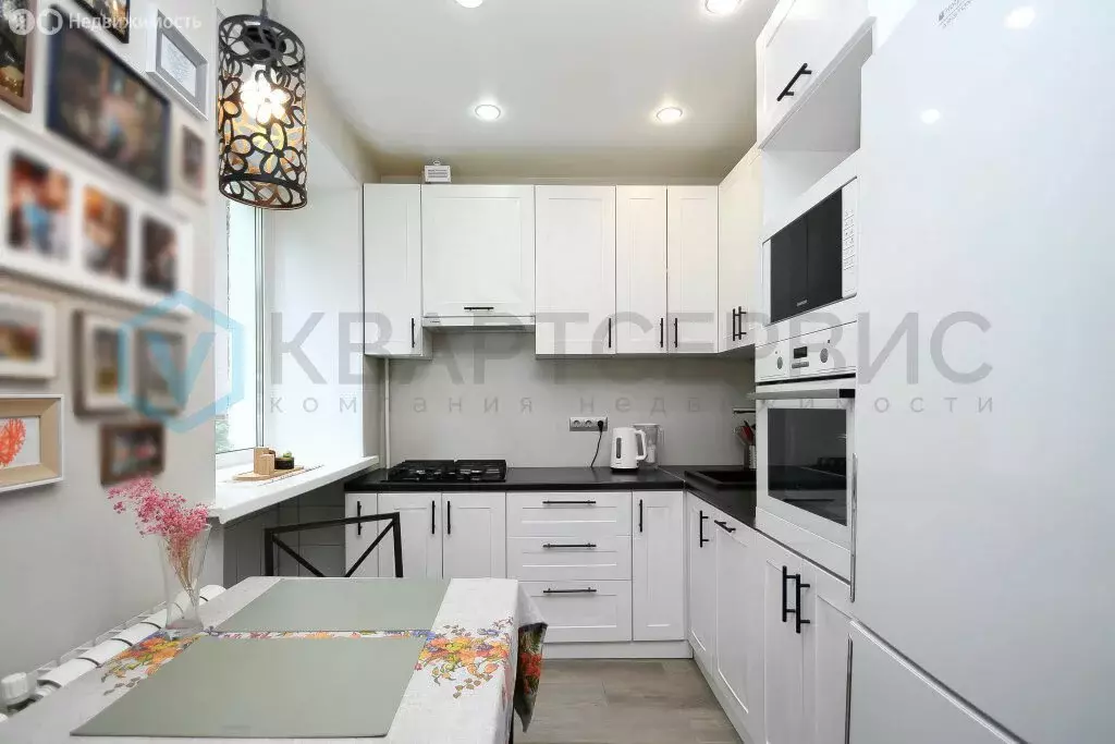 2-комнатная квартира: Омск, Тимуровский проезд, 4 (40.3 м) - Фото 0