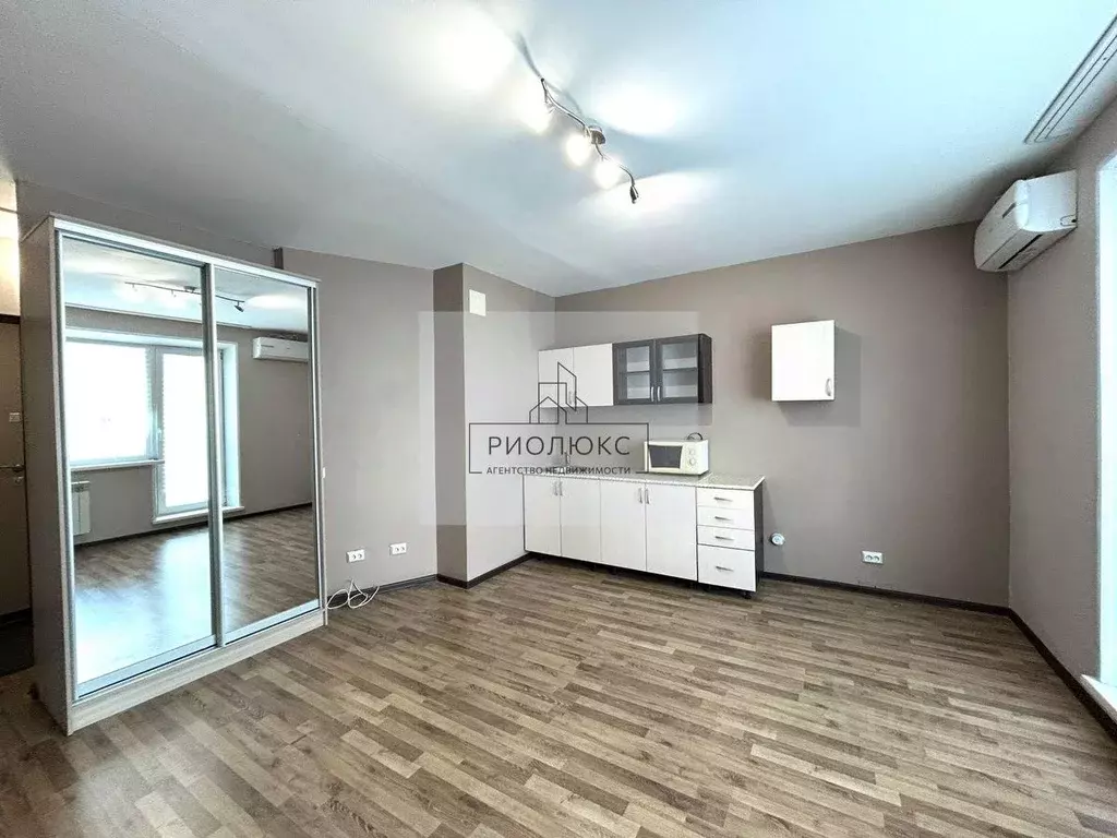 Студия Челябинская область, Челябинск ул. 40-летия Победы, 52 (28.0 м) - Фото 2