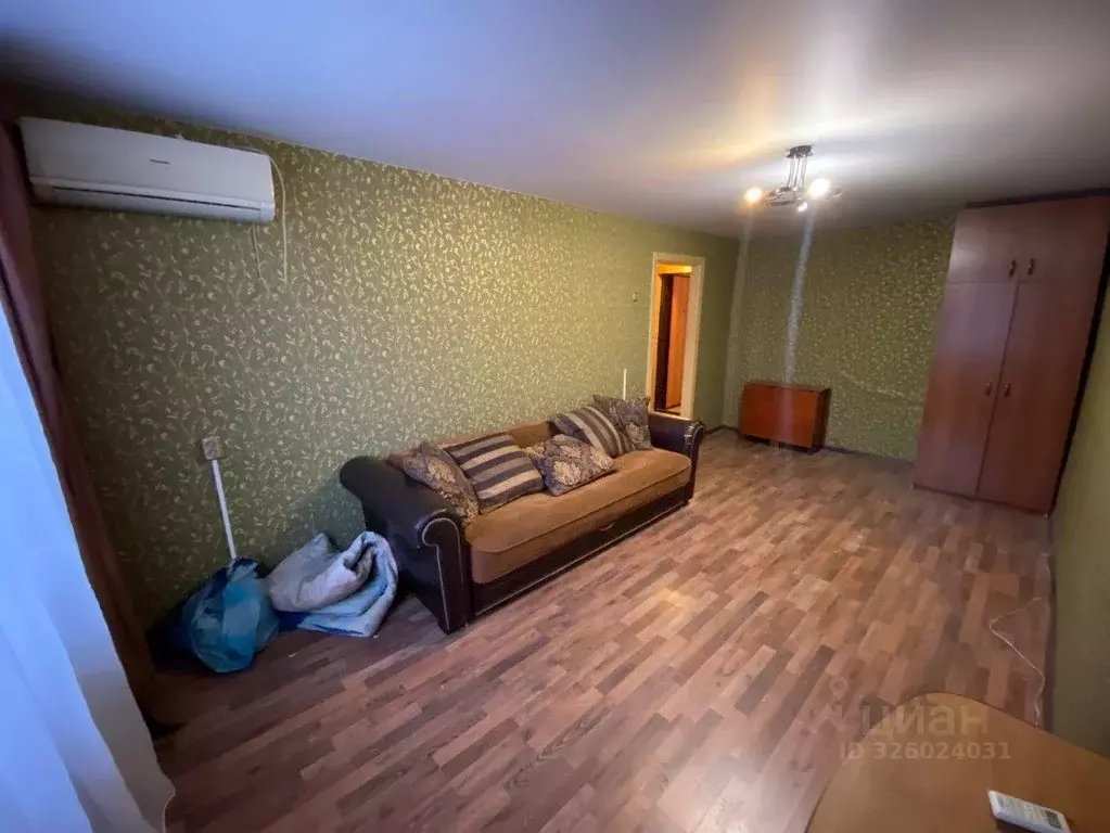 1-к кв. Волгоградская область, Волгоград Каменская ул., 8 (31.0 м) - Фото 1