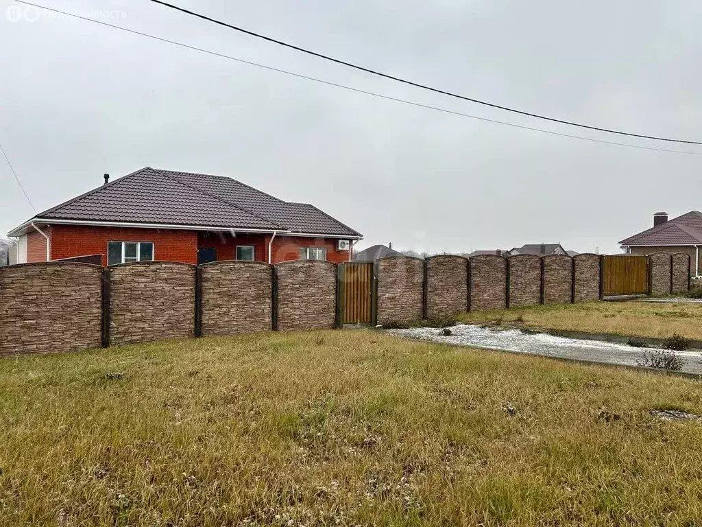 Дом в село Стрелецкое, Праздничная улица (120 м) - Фото 2