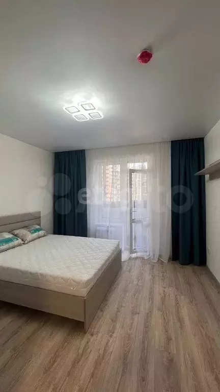 2-к. квартира, 43 м, 8/26 эт. - Фото 0