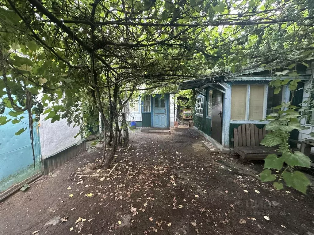 Дом в Краснодарский край, Армавир Урупская ул., 96А (30 м) - Фото 1