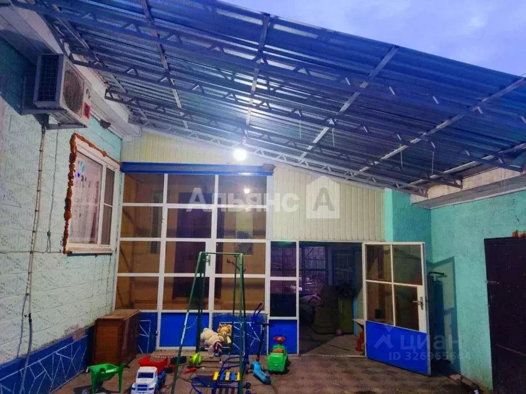 Дом в Краснодарский край, Курганинск ул. Буденного (71 м) - Фото 1