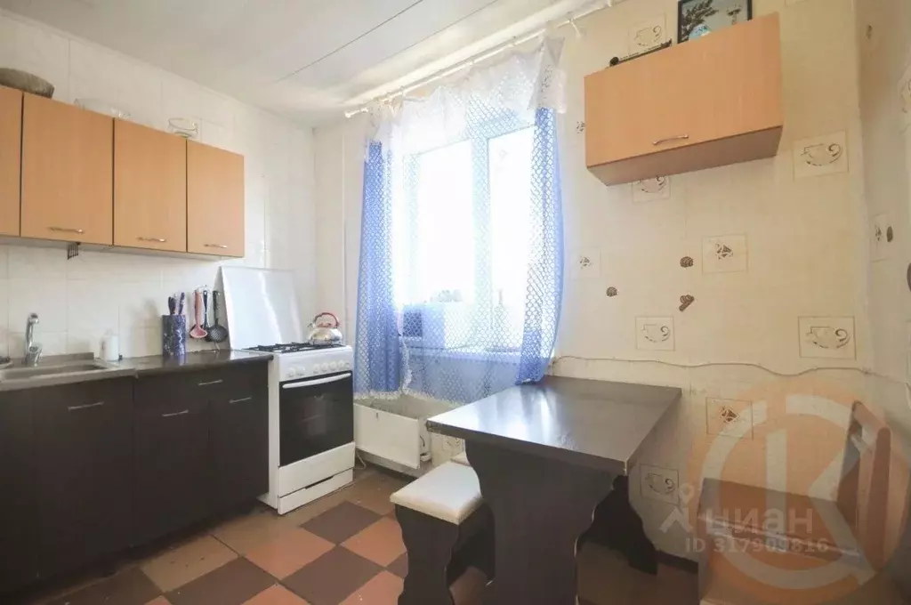 1-к кв. Крым, Евпатория городской округ, Мирный пгт ул. Сырникова, 24 ... - Фото 0