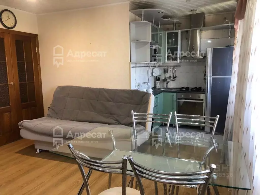 3-к кв. Волгоградская область, Волгоград ул. Кирова, 127 (57.0 м) - Фото 2