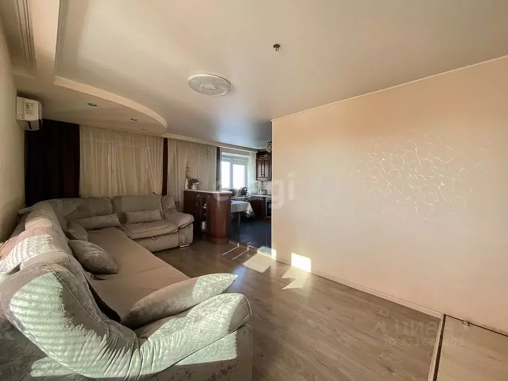 3-к кв. Оренбургская область, Оренбург ул. Юркина, 76 (68.1 м) - Фото 0