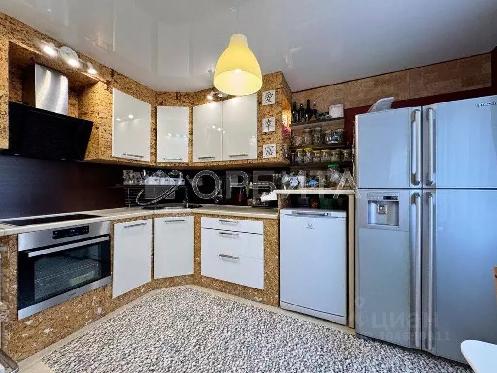 3-к кв. Тюменская область, Тюмень ул. Ю.-Р.Г. Эрвье, 30 (83.6 м) - Фото 2