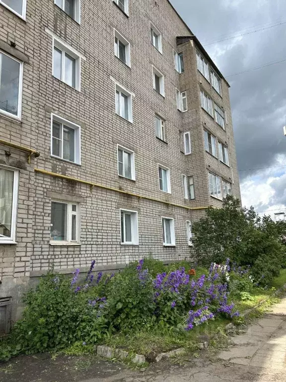 1-к кв. Кировская область, Слободской район, Вахруши пгт ул. Кирова, ... - Фото 0