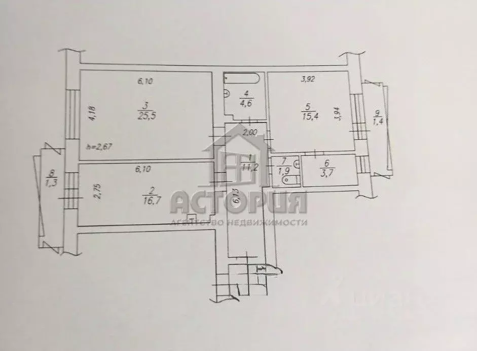 3-к кв. Красноярский край, Красноярск ул. Молокова, 8 (79.0 м) - Фото 1