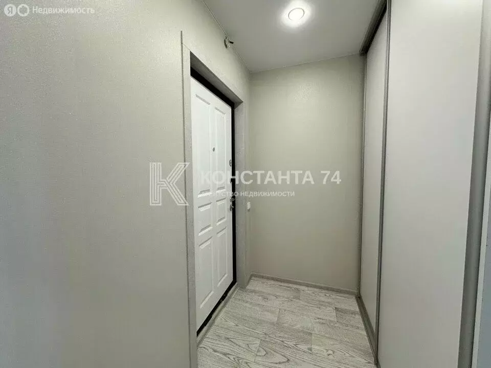 1-комнатная квартира: Чебаркуль, улица Крылова, 85 (39.7 м) - Фото 2