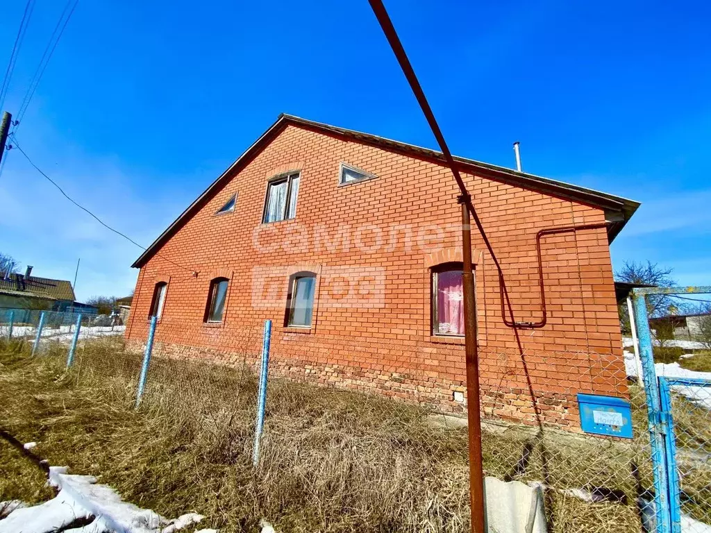 Дом в Курская область, Курский район, Щетинский сельсовет, д. ... - Фото 1