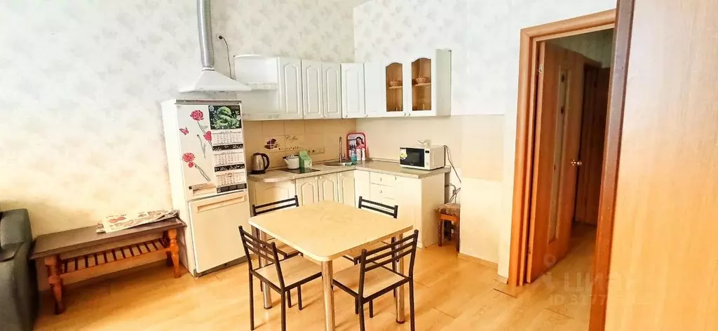 1-к кв. Омская область, Омск ул. Ватутина, 18 (54.0 м) - Фото 0