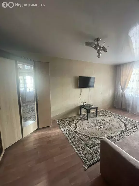 1-комнатная квартира: Челябинск, улица Южный Бульвар, 28 (33 м) - Фото 1