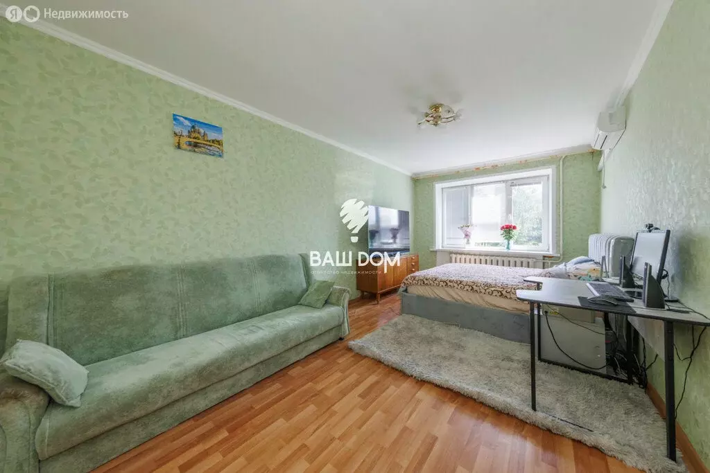 3-комнатная квартира: Брянск, улица Богдана Хмельницкого, 71 (61.9 м) - Фото 1
