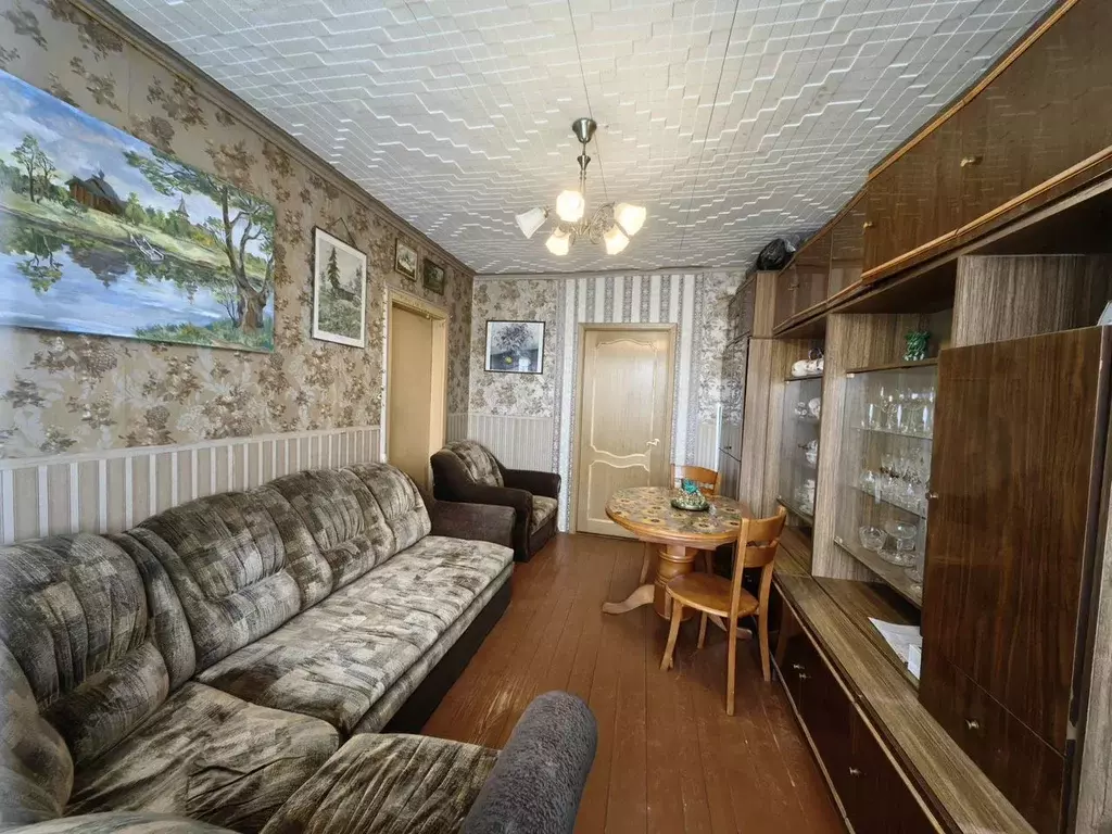 3-к кв. Ленинградская область, Сясьстрой Волховский район, ... - Фото 0