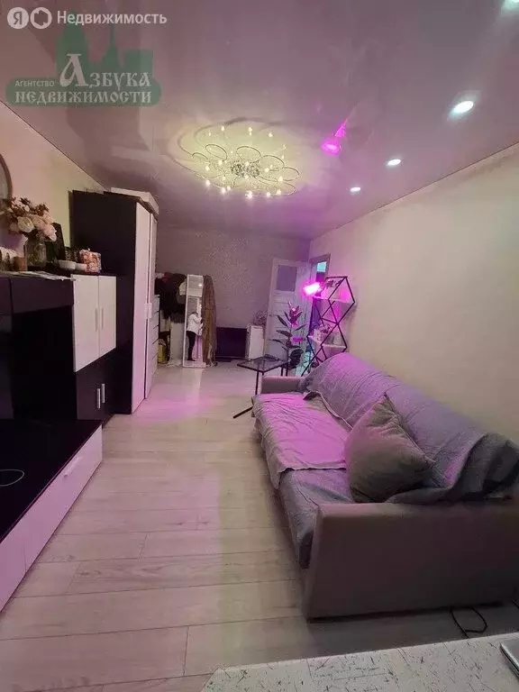 3-комнатная квартира: Смоленск, улица Румянцева, 9 (62.5 м) - Фото 2