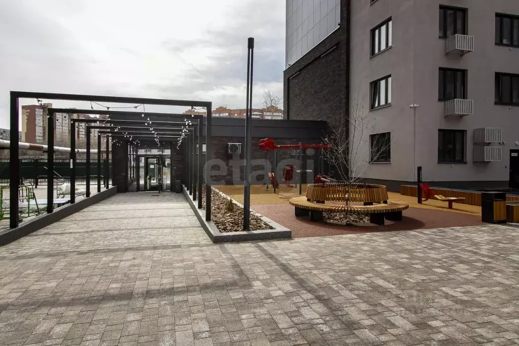 2-к кв. Тюменская область, Тюмень Новгородская ул., 20 (70.0 м) - Фото 1