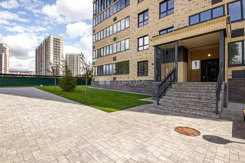 3-комнатная квартира: Новосибирск, Игарская улица, 33 (61 м) - Фото 1