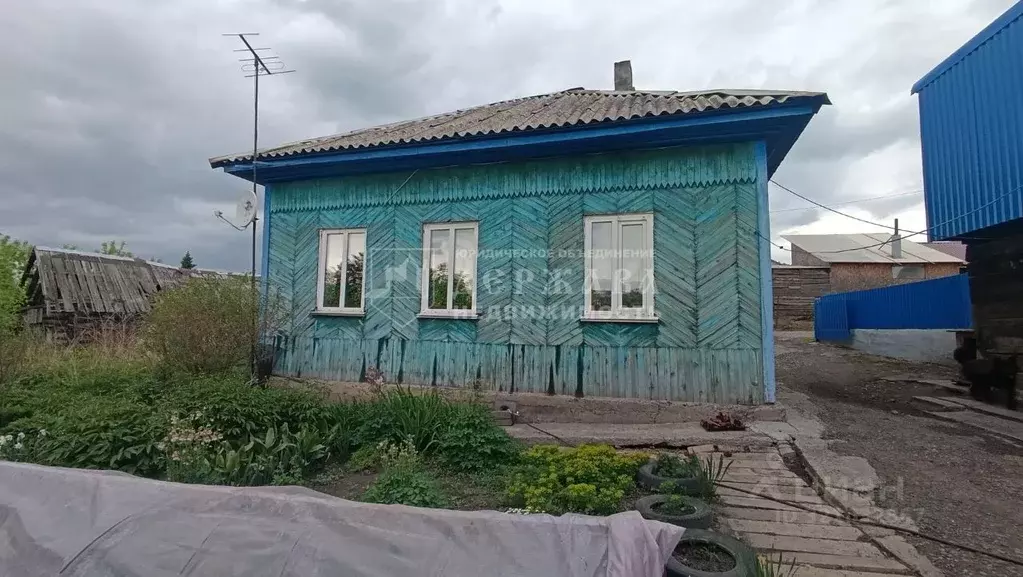 Дом в Кемеровская область, Кемерово Барабинская ул. (40 м) - Фото 1