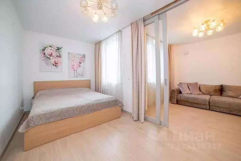 2-к кв. Свердловская область, Екатеринбург ул. Куйбышева, 41 (60.0 м) - Фото 1