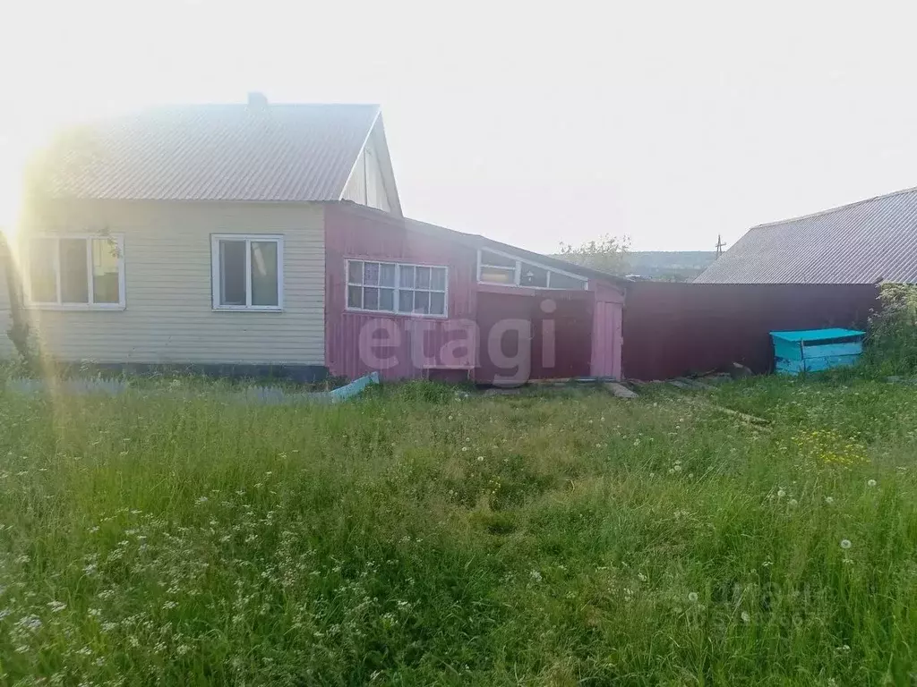 Дом в Красноярский край, Козулька пгт ул. Пионерская, 103 (82 м) - Фото 1