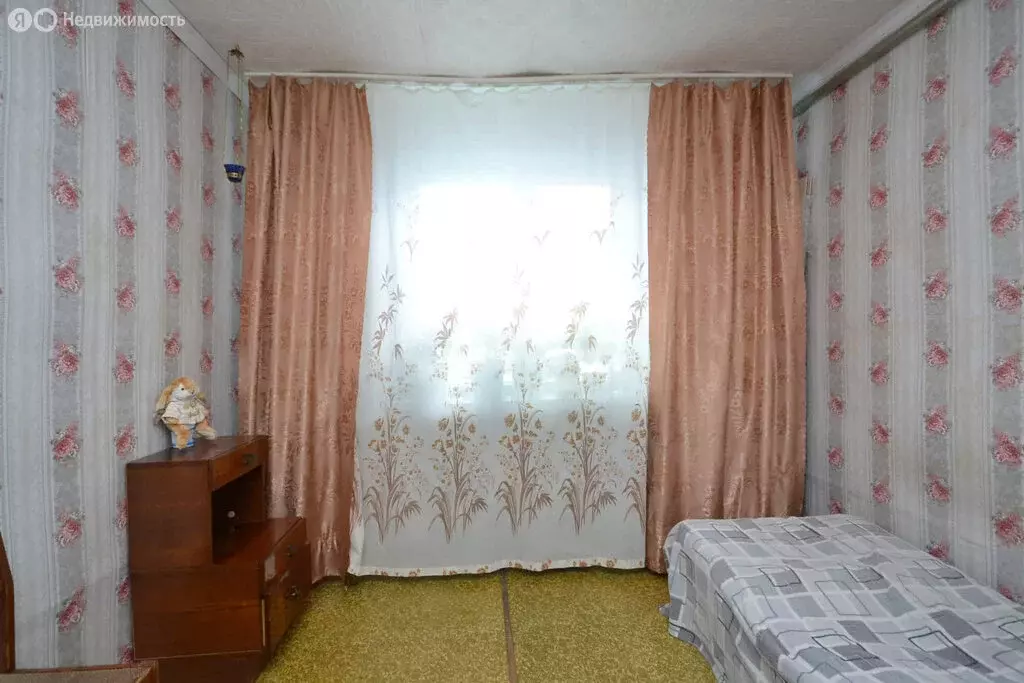 3-комнатная квартира: Якутск, 1-й Сайсарский переулок, 3 (52.4 м) - Фото 2