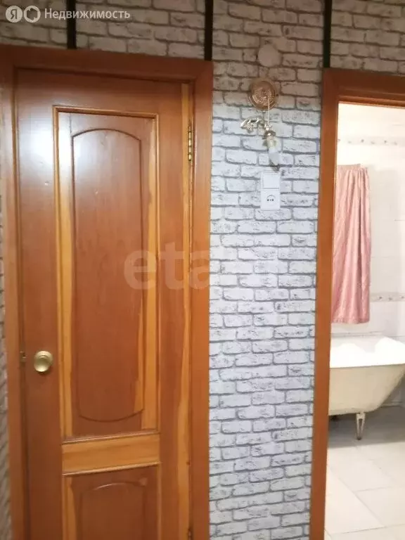 3-комнатная квартира: село Майма, улица Ленина, 34 (60 м) - Фото 1