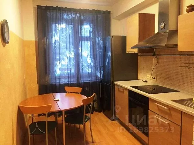 2-к кв. Пермский край, Пермь Екатерининская ул., 141 (70.0 м) - Фото 1