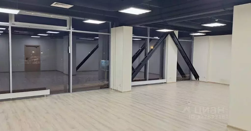 Офис в Санкт-Петербург ш. Революции, 69 (246 м) - Фото 1