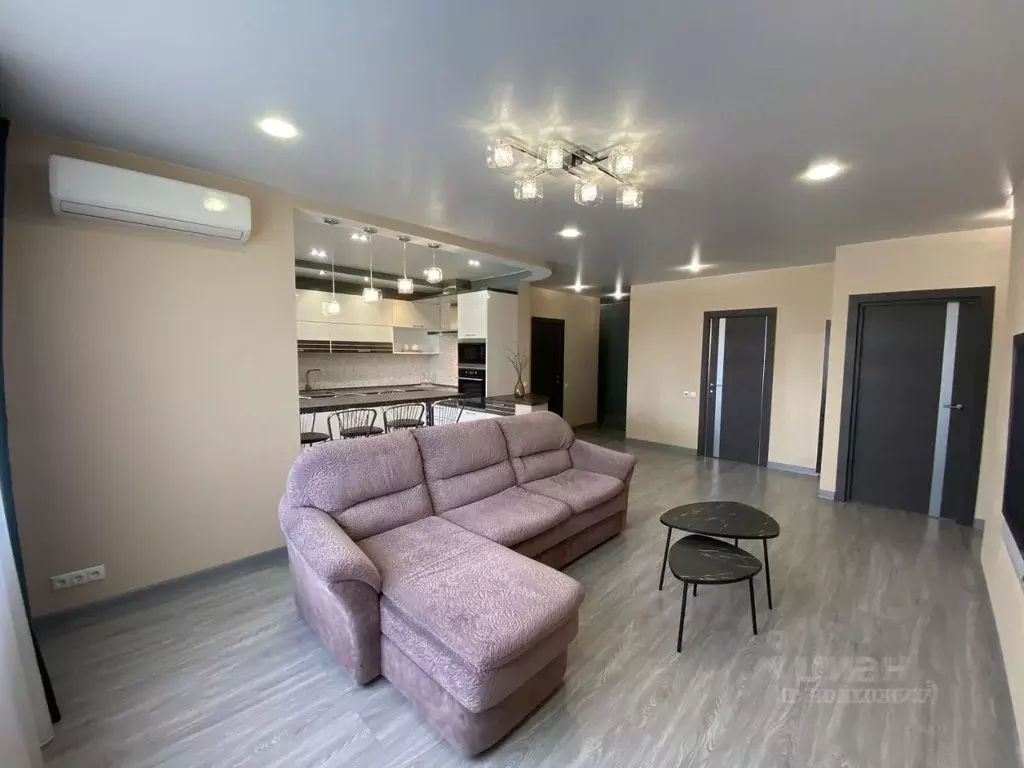 3-к кв. Москва пос. Коммунарка, ул. Бачуринская, 8к3 (80.0 м) - Фото 1